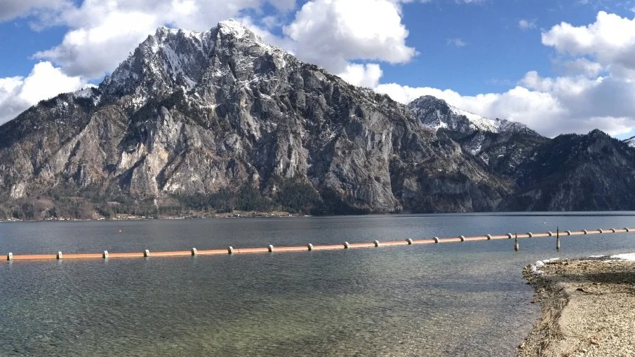 Podvodni kanalizacioni cevovod u alpskom jezeru